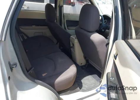 2009 Mazda Tribute I Sport из США, поврежденный, VIN 4F2CZ02789KM06106